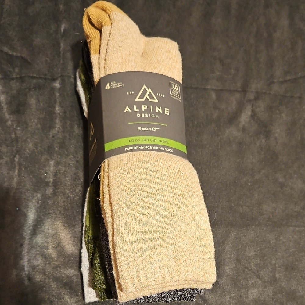 NWT Alpine Design Men's Athletic Crew Socks Tan Green Gray Black 4 Pair Sz. L